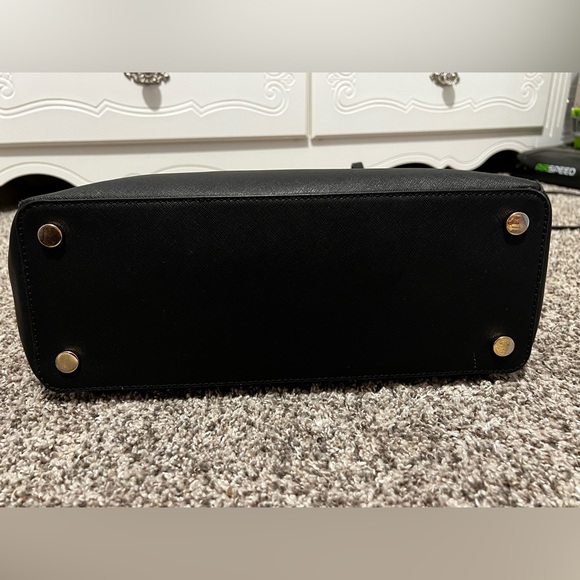 Michael Kors Black Tote Bag - Picture 6 of 8